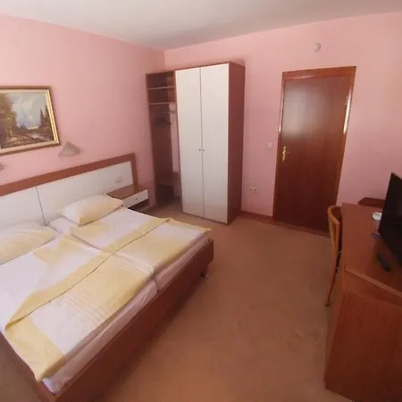 Delminium Hotel