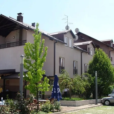 Hotel Delminium 3*