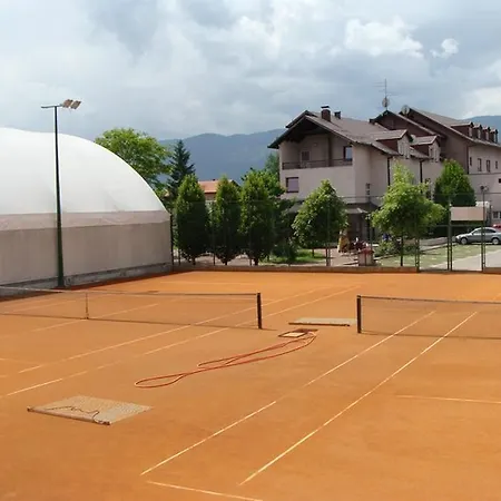Delminium Hotel 3*